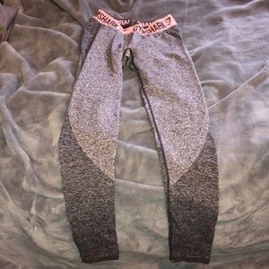 Gym shark leggings size small